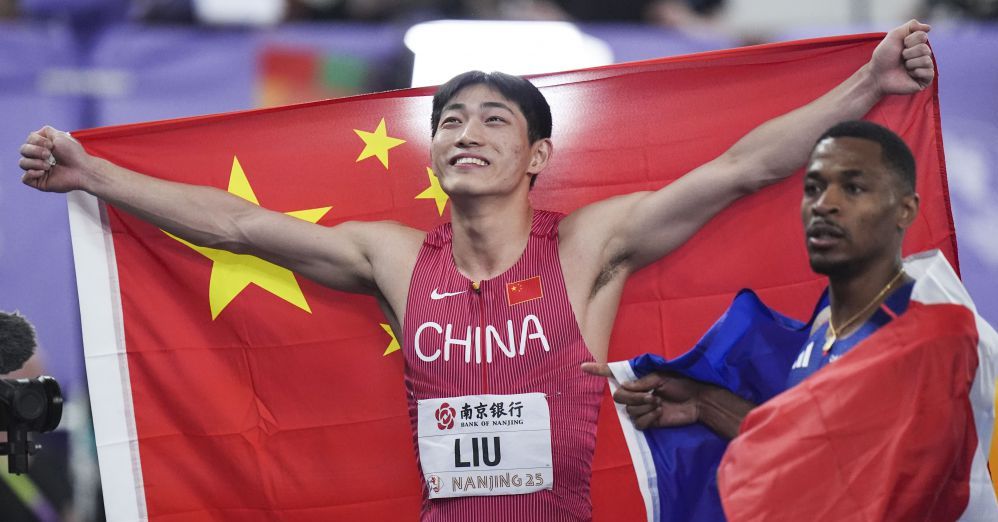 美媒：无论詹姆斯是否退役，这都将是他在湖人的最后一个赛季