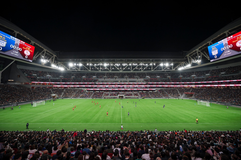 客战多特蒙德贡献帽子戏法+绝平，昂达夫当选全场最佳球员